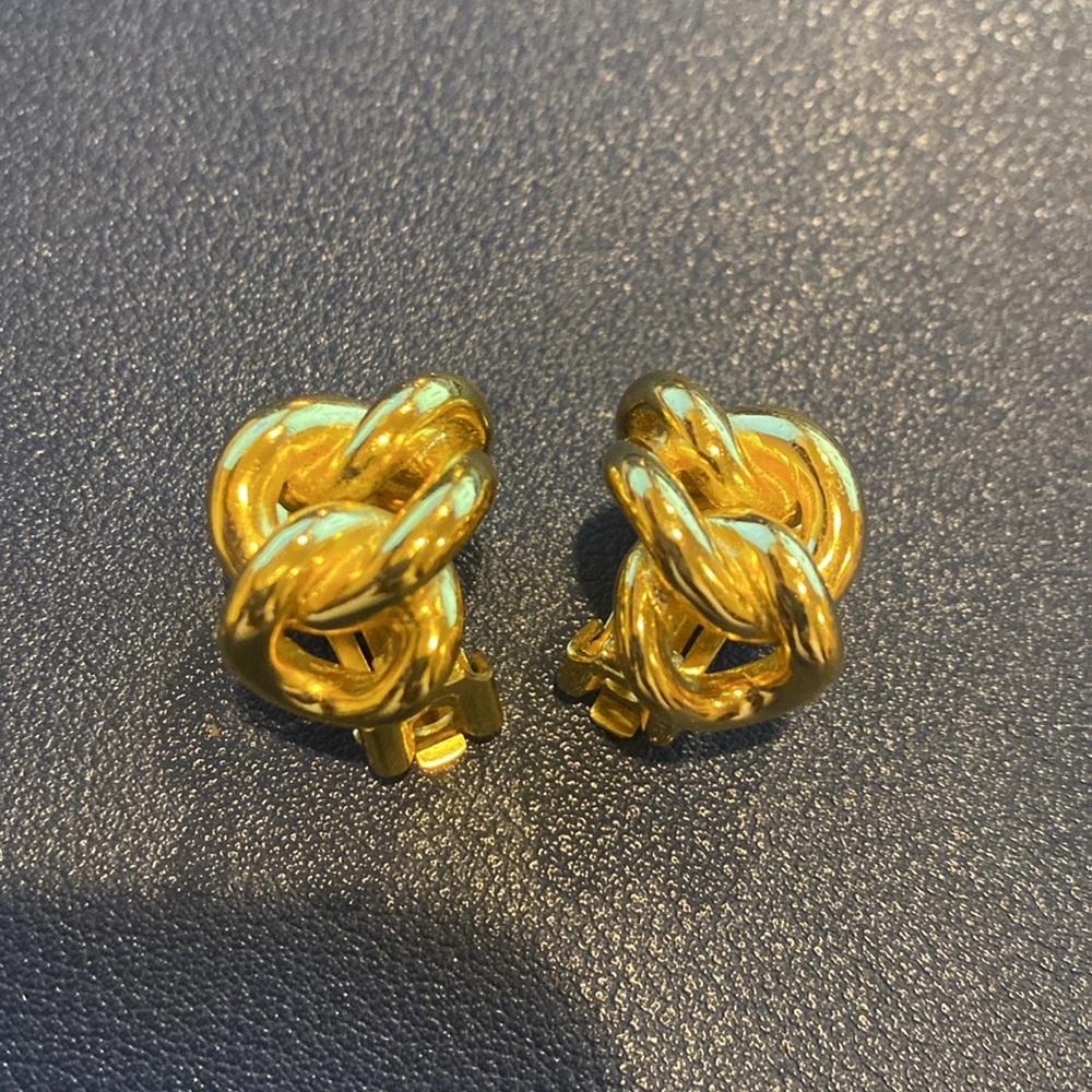 Gold plated Dior vintage chain clip on earrings - Picture 8 of 8